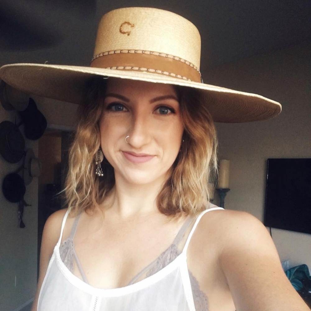 Charlie 1 Horse Vaquera Hat NWOT Sz med